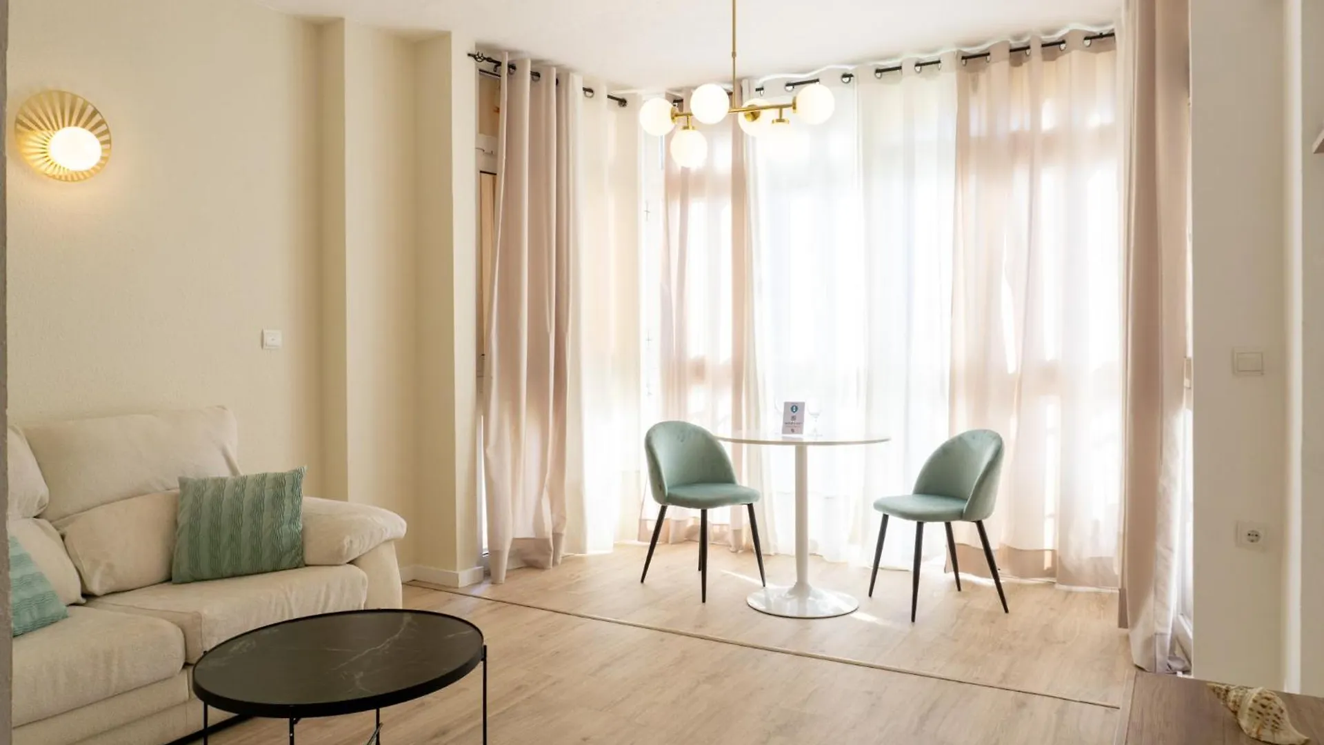 Apartamento Picasso contacts